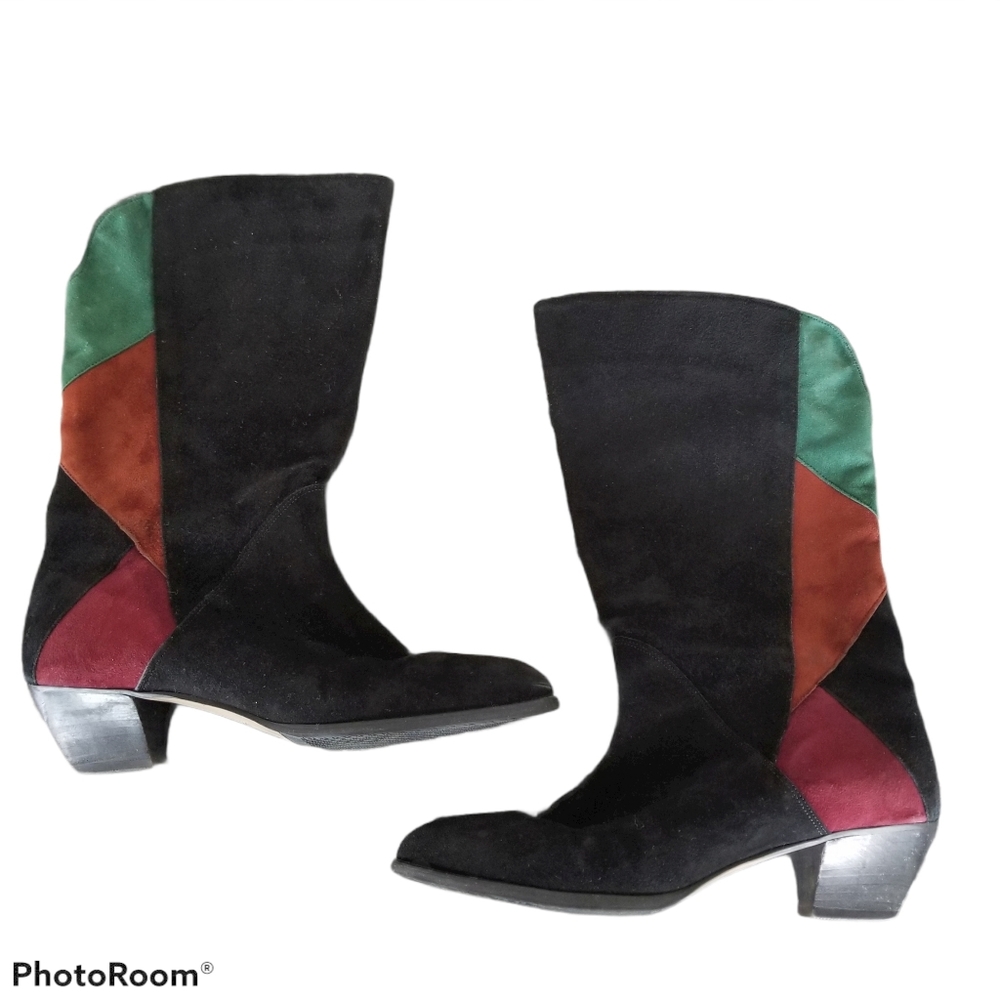 La Vallee Suede Boot ❤